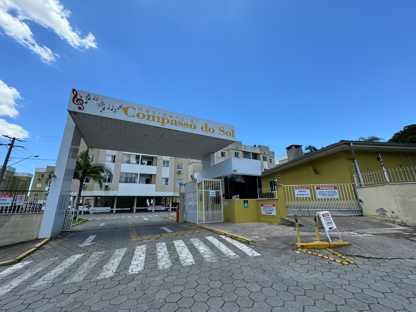 Apartamento no Real Parque