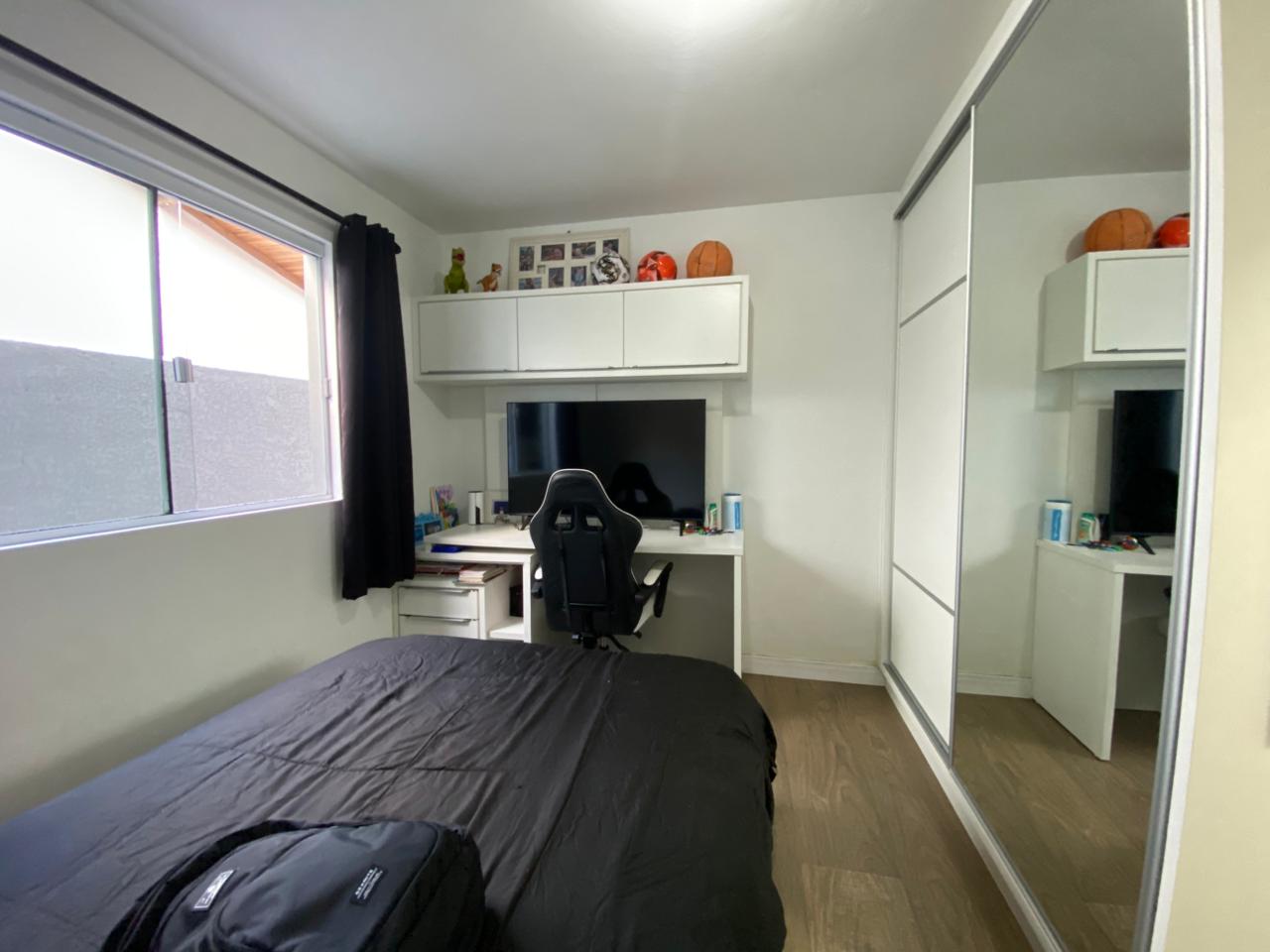 Casa Geminada no Pachecos  9