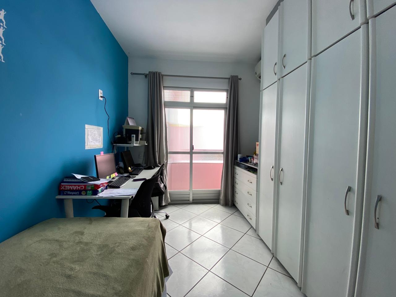 Casa No Bairro Ponta De Baixo  12