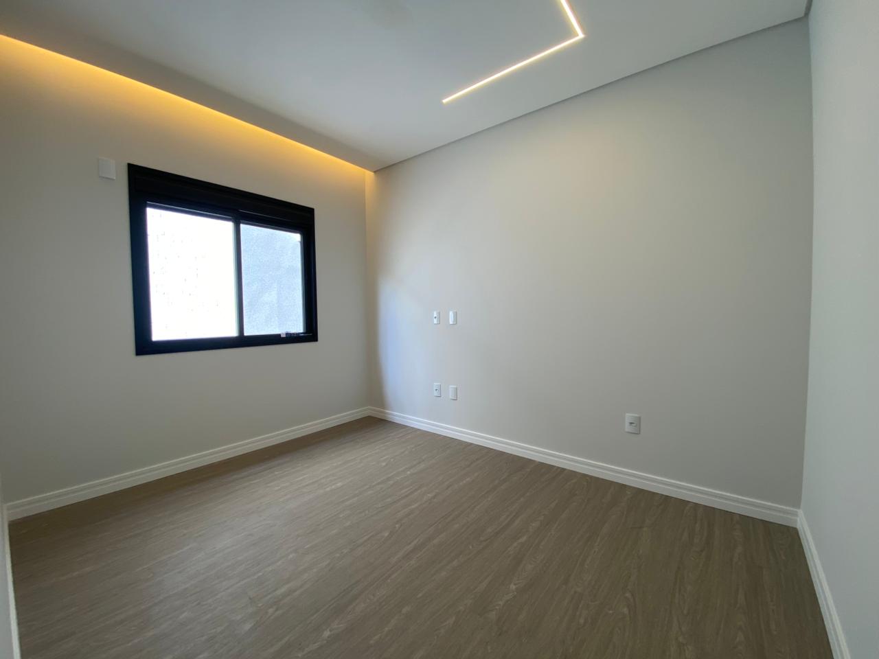 Casa Alto Padrão Vista da Pedra  12