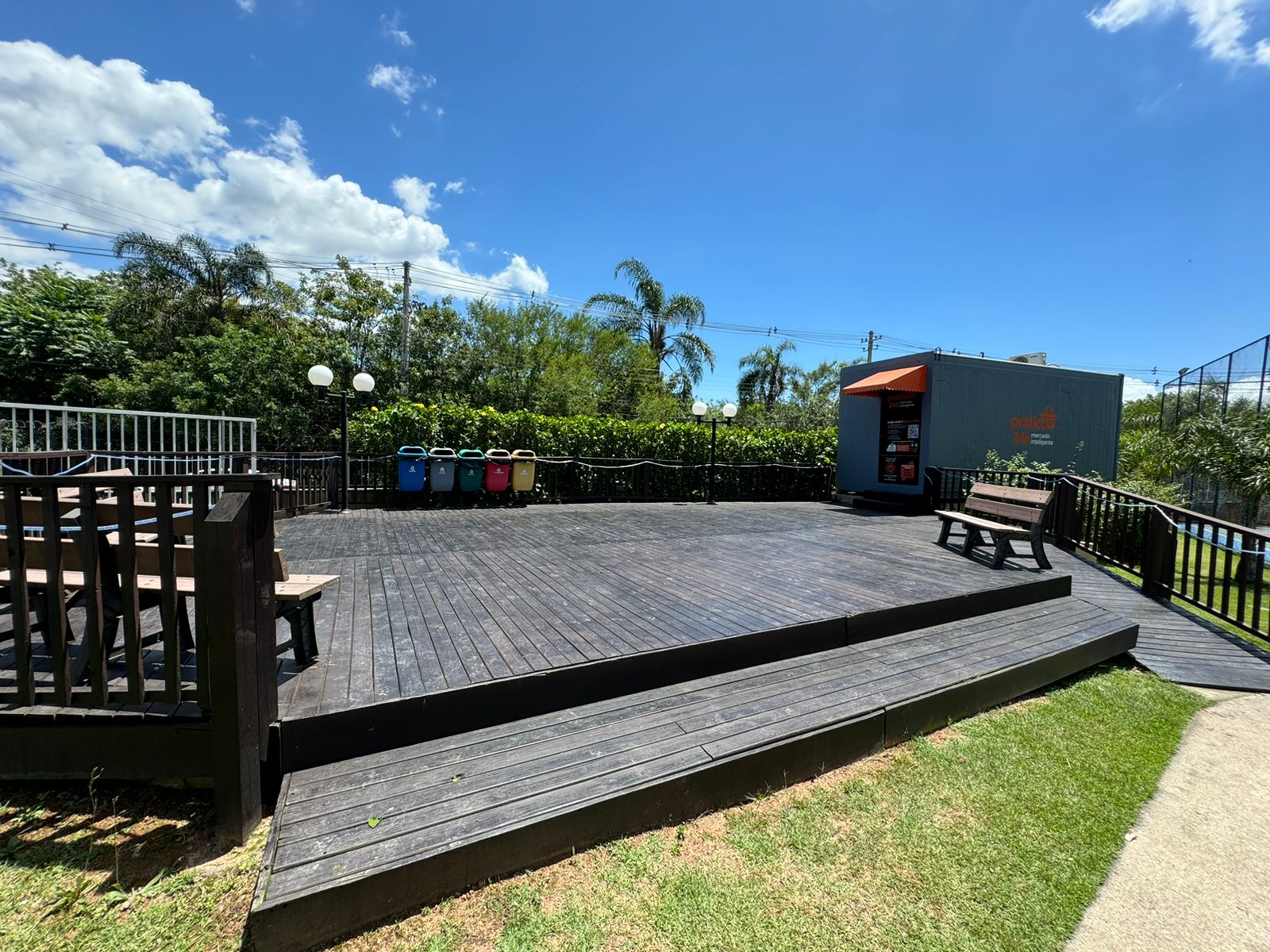 Apartamento no Real Parque  12