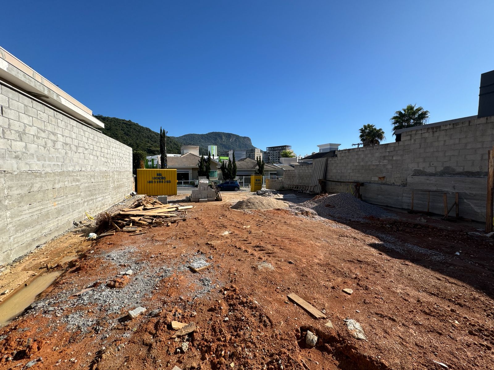 Terreno no Bairro Pedra Branca