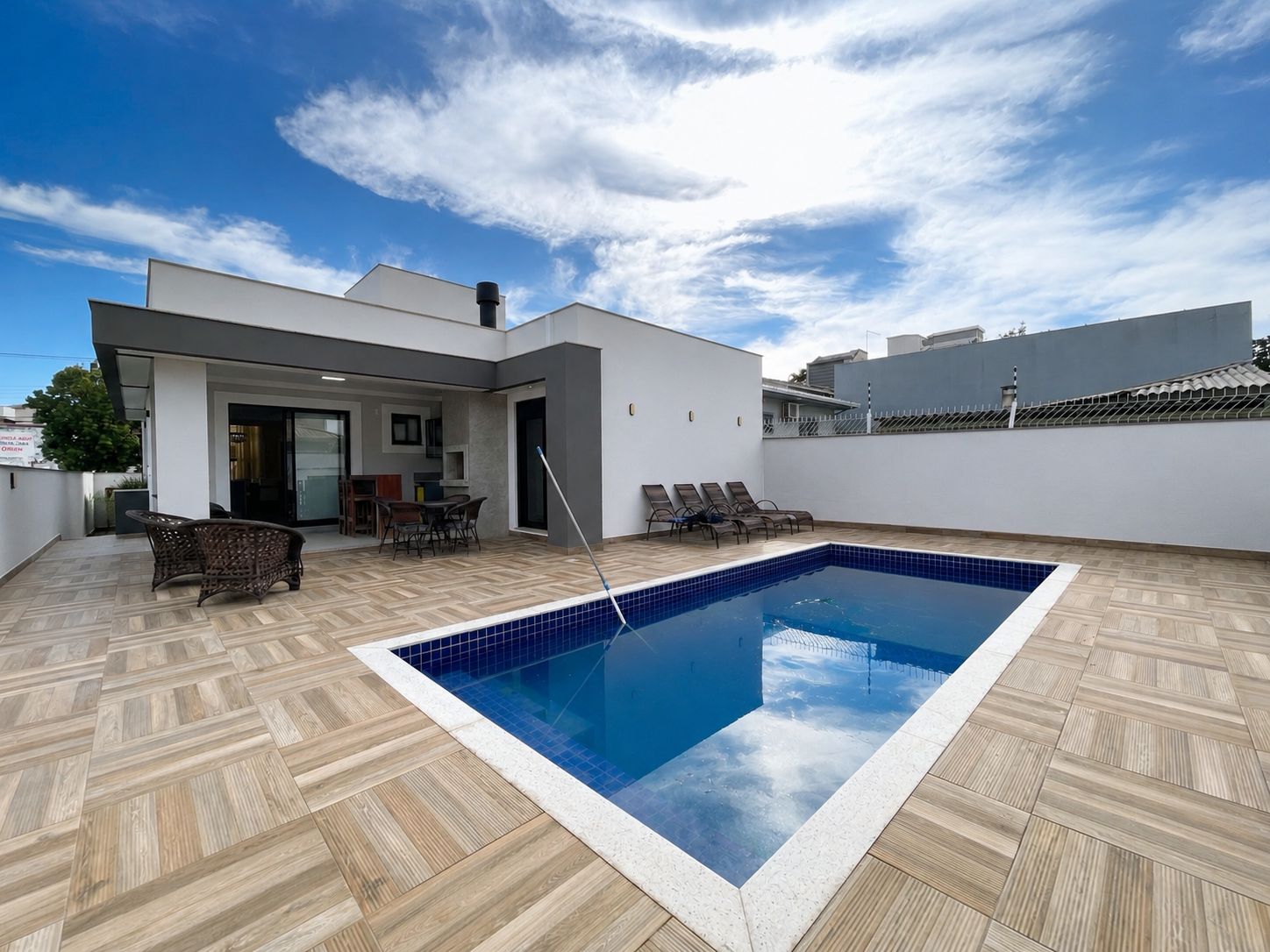 Casa Pedra Branca