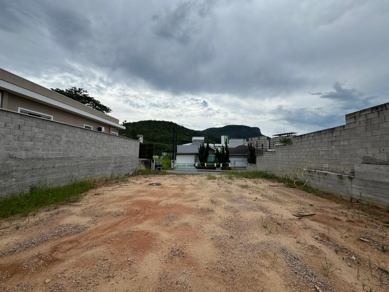 Terreno no Bairro Pedra Branca
