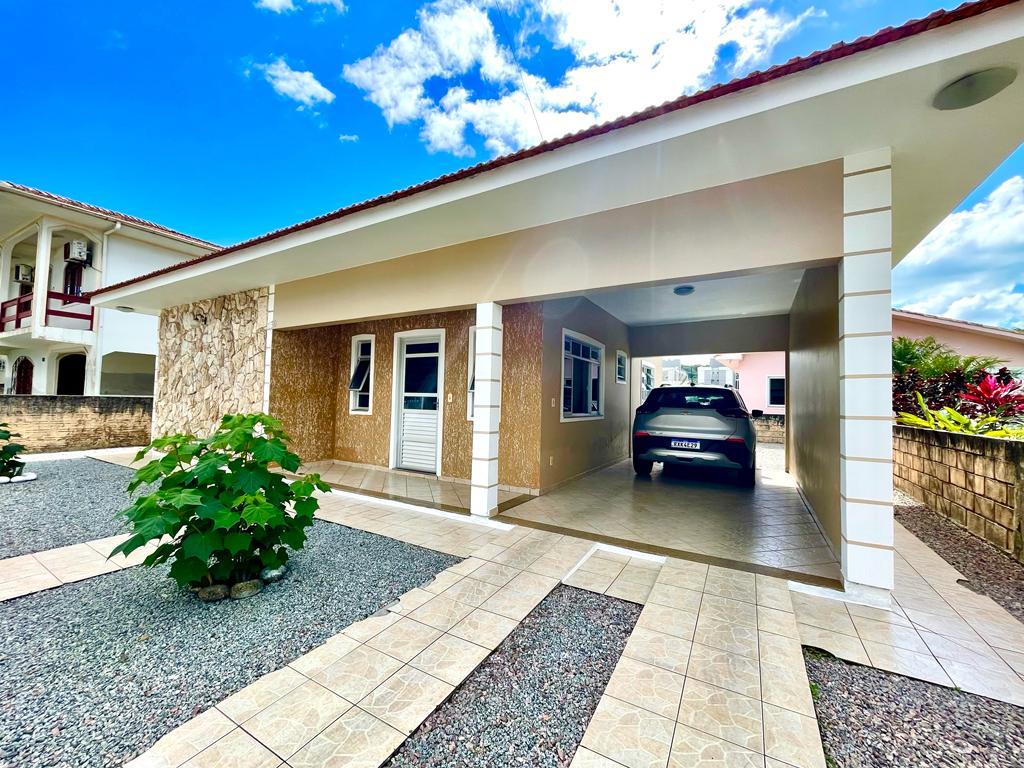 Casa bairro Barra do Aririu